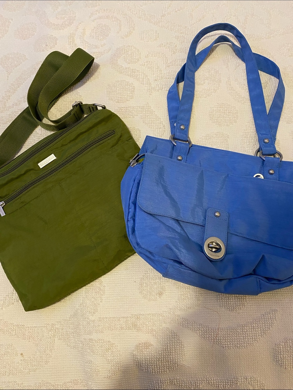Baggallini Blue Nylon Shoulder Tote Bag, and olive green bag. In good condition